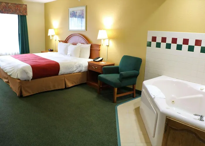 Country Inn & Suites By Radisson, Stockton, Il