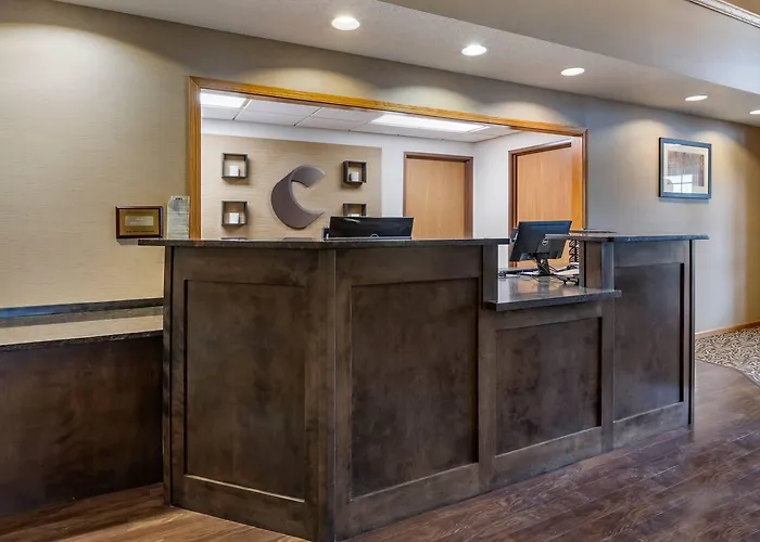 Comfort Inn Dyersville Near The Field Of Dreams